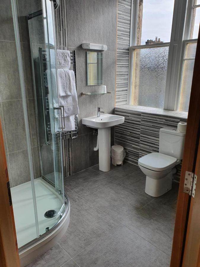 Victoria Hotel Kirkcaldy Kültér fotó