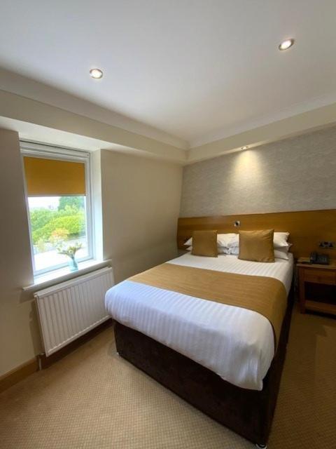 Victoria Hotel Kirkcaldy Kültér fotó