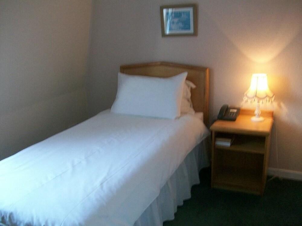 Victoria Hotel Kirkcaldy Kültér fotó